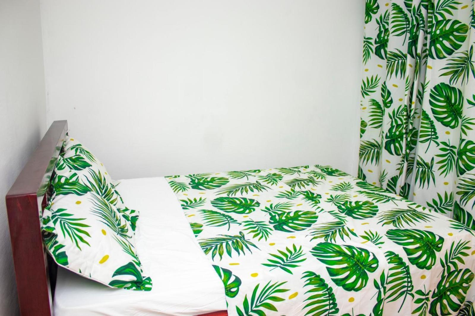Naiveli-Palm Appartement Meuble Sobre Et Chic Douala Kültér fotó